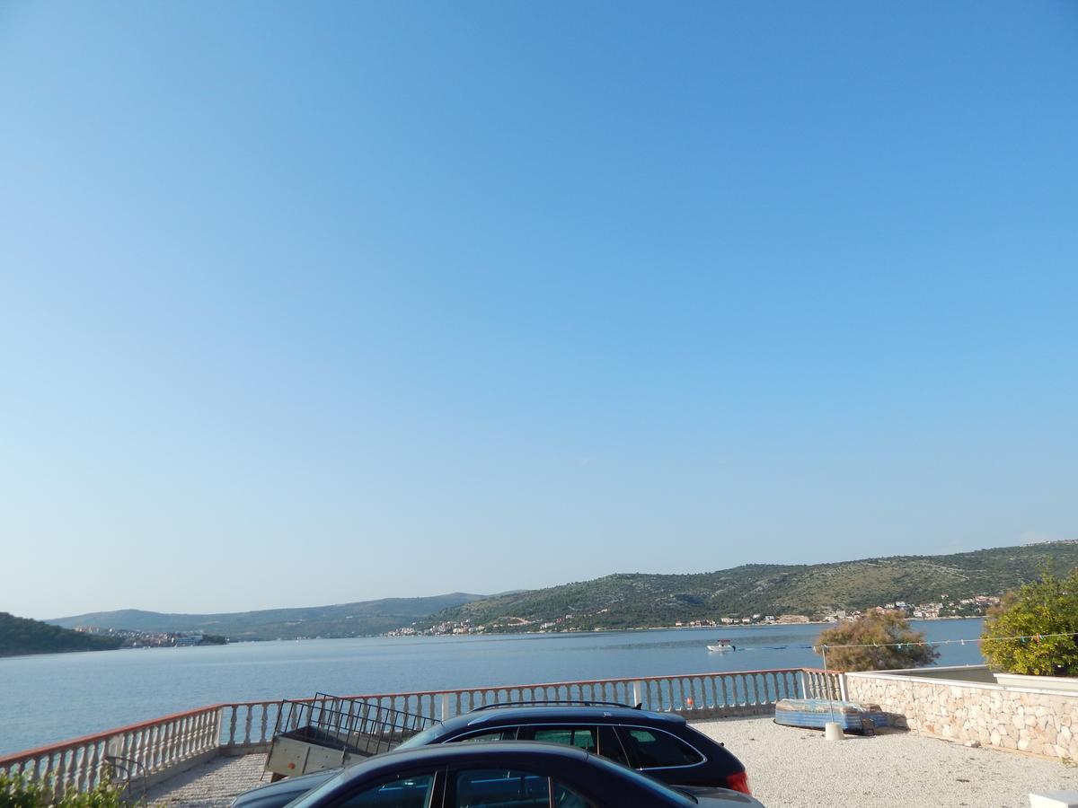 Vila Matej Razanj Bagian luar foto
